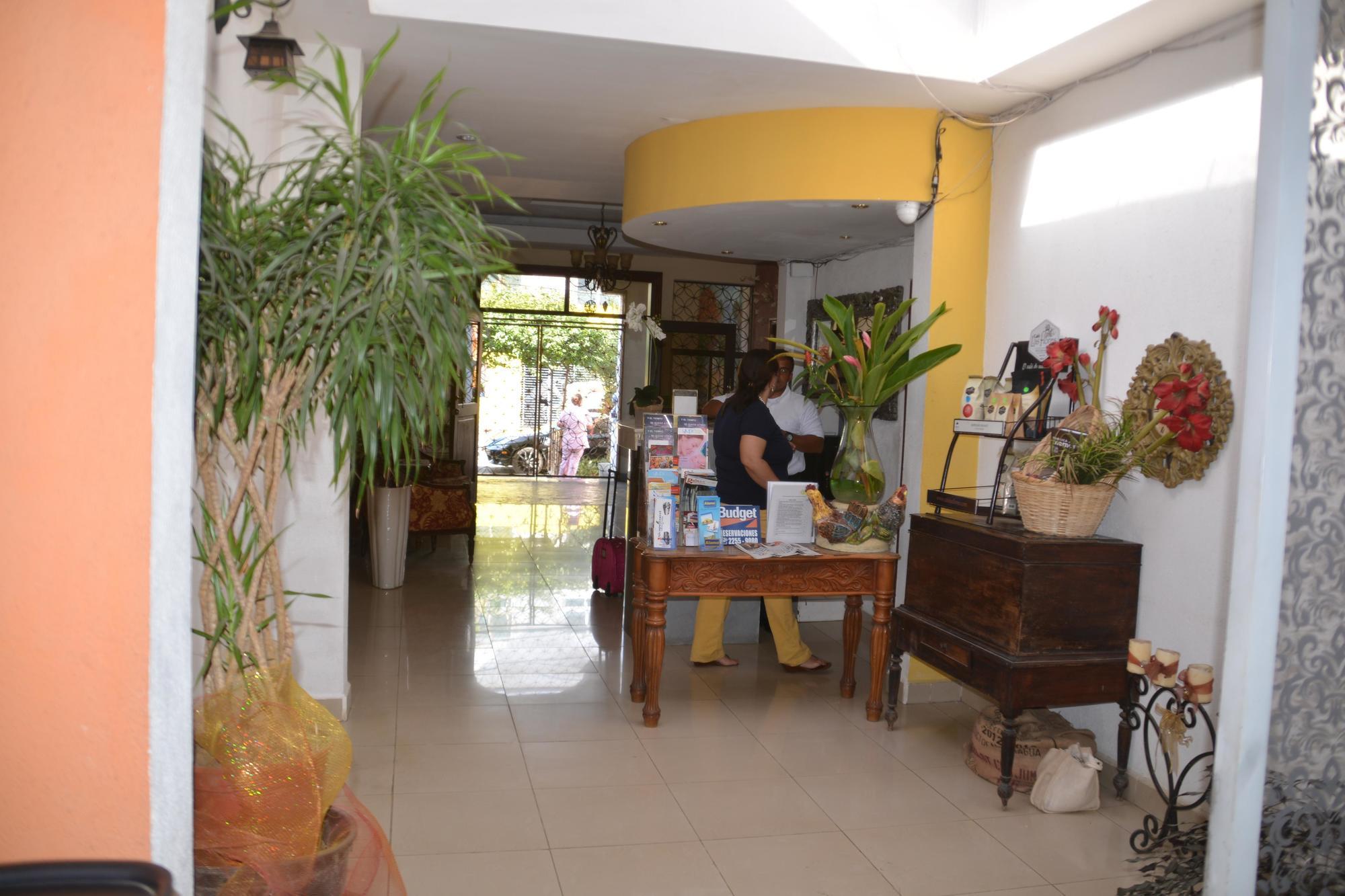 Hotel Aloha Managua Extérieur photo