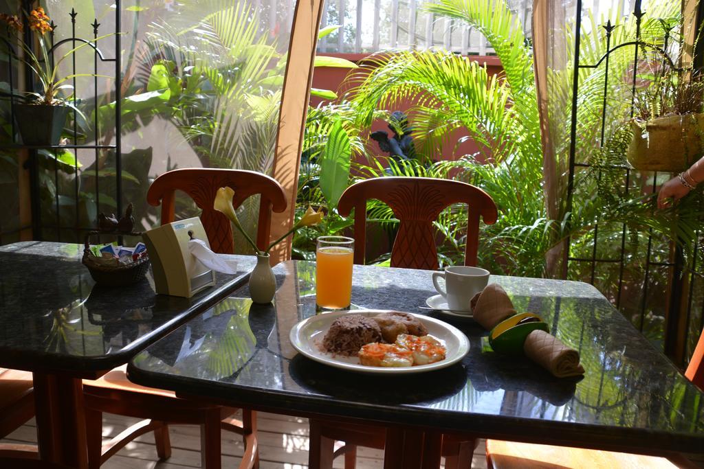 Hotel Aloha Managua Extérieur photo